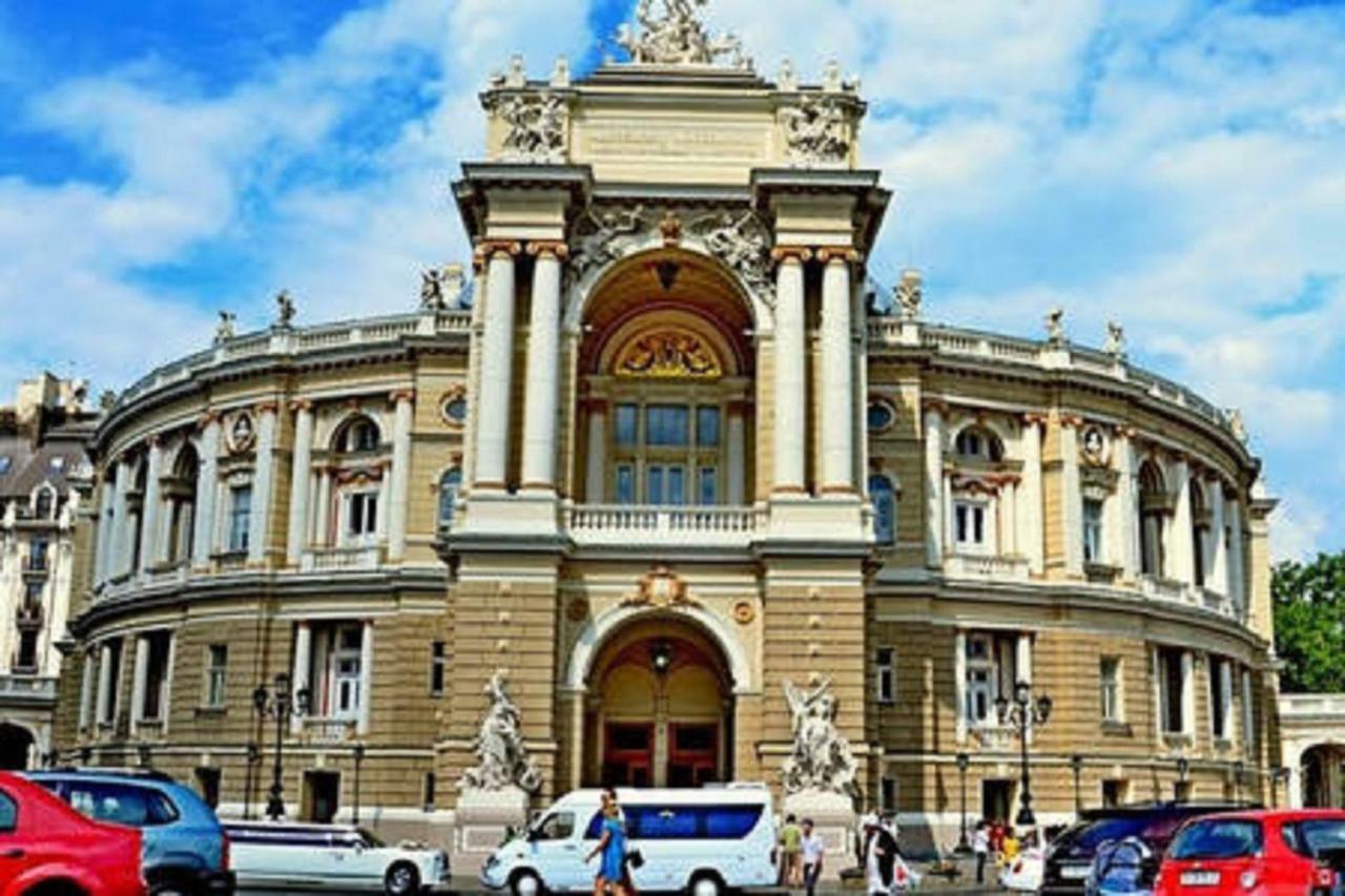 Апартаменты Deribasovskaya,16 Одесса Экстерьер фото